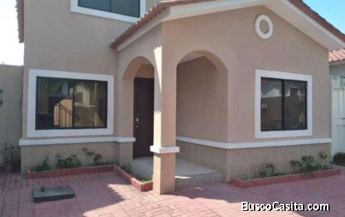 CIUDAD CELESTE VENDO CASA DE 4 DORMITORIOS 