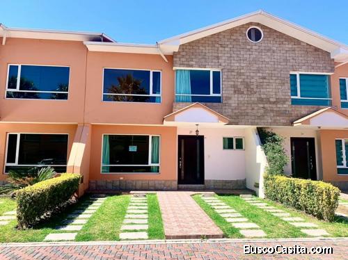 Hermosa casa grande. Sector valle de los chillos 