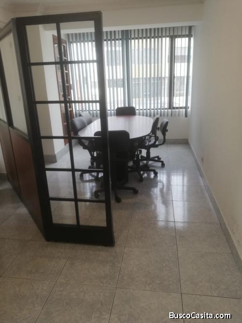 OFICINA DE ARRIENDO - AMOBLADO SECTOR LA CAROLINA