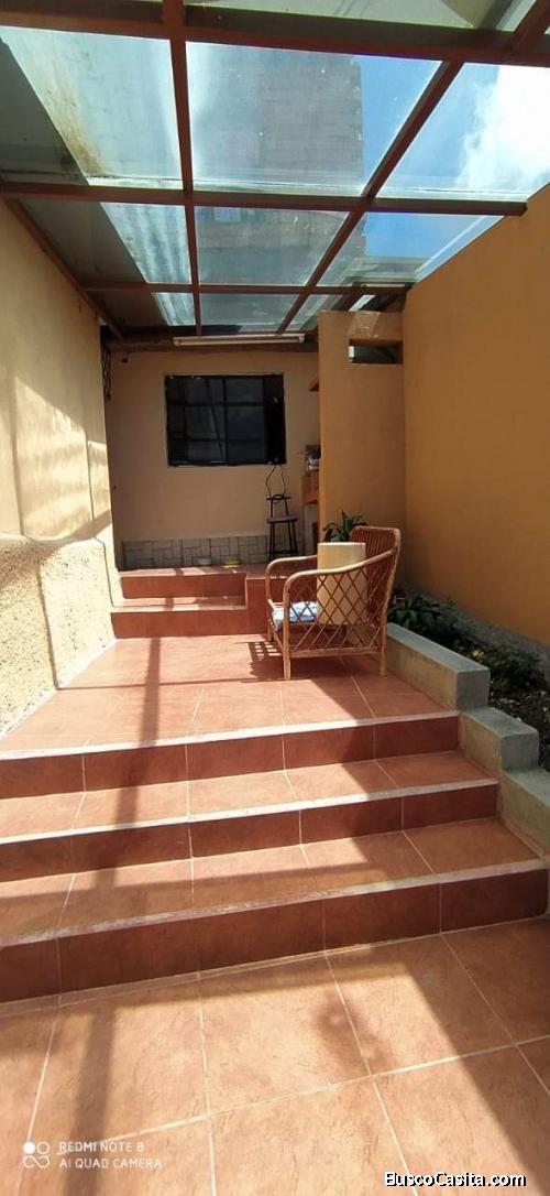 CASA CON AREA VERDE Y NEGOCIO INCLUIDO