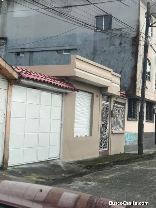 Vendo casa Urb. Los Rosales 