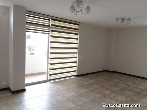 Departamento en renta, Tumbaco Conjunto Ficus 