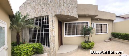 Vendo Hermosa Casa en Samanes 5, a 5 min del Parque Samanes 