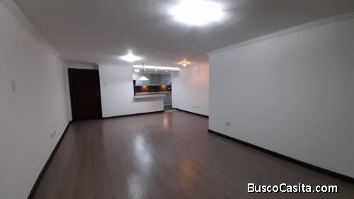 EN LA CAROLINA VENDO AMPLIO DEPARTAMENTO DE 3 DORMITORIOS