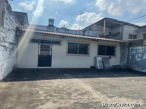 Casa Con Terreno En Venta Ideal Para Diversas Actividades (Oficinas, etc)