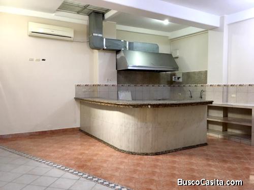 SE ALQUILA LOCAL PARA RESTAURANTE