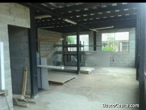 Bodega más oficina en arriendo