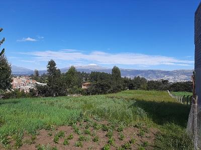 OPORTUNIDAD, bello terreno plano de 2104m2 en venta, espectacular vista