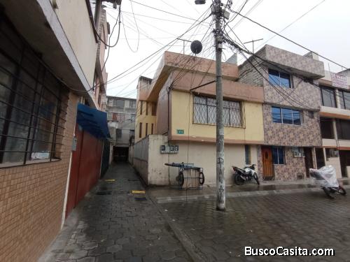 Se vende casa rentera en Solanda