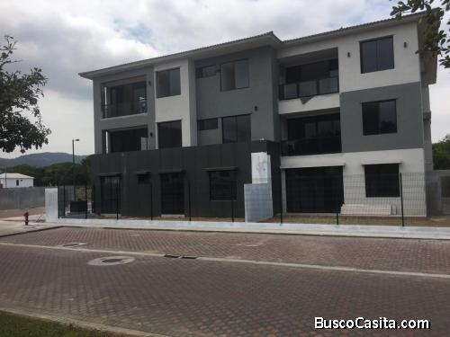 Via a La Costa km 14 - Urb Punta Esmeraldas estrene Departamento en Venta