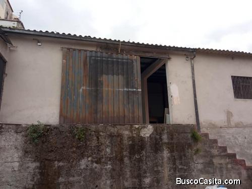 SE ARRIENDA GALPON SECTOR NORTE