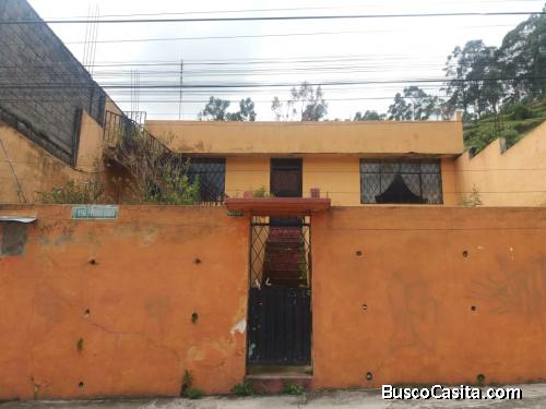 SE VENDE LINDA CASA AMPLIA DE HORMIGON