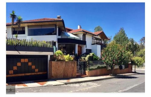 OPORTUNIDAD, MONTESERRIN, 700m2 construcción, piscina,sauna, turco, hidro 