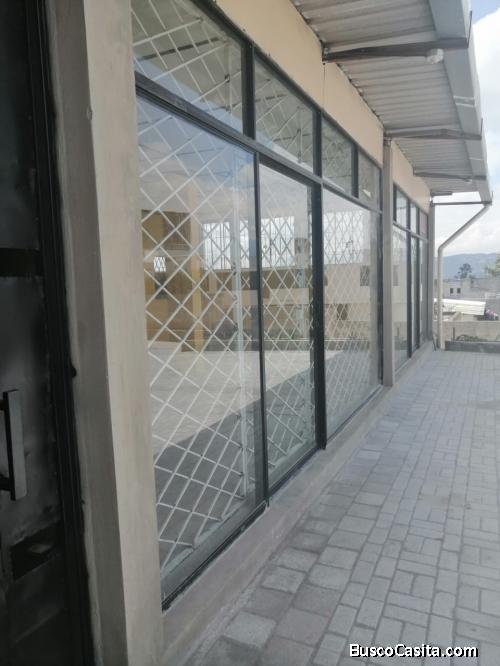 LOCAL COMERCIAL QUITO - CALDERÓN PANAMERICANA