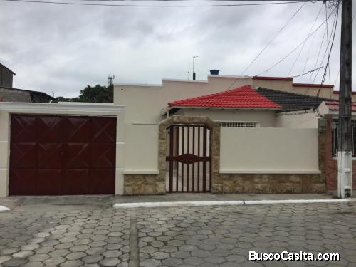 Hermosa Casa Rentera de 1 planta en la Ciudadela Panorama en Durán