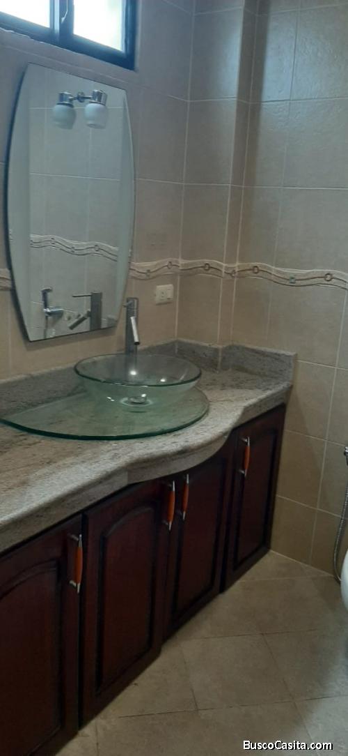 ALQUILO SUITTE EN KENNEDY