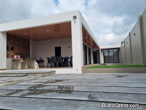 Casa moderna, minimalista