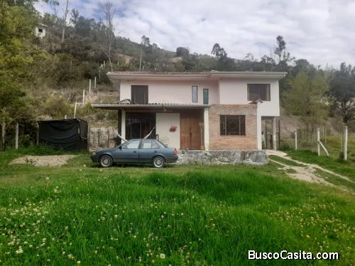 Casa estilo rustico en gualaceo nallig 