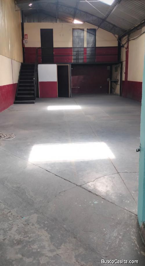 ARRIENDO BODEGA SECTOR NORTE DE QUITO