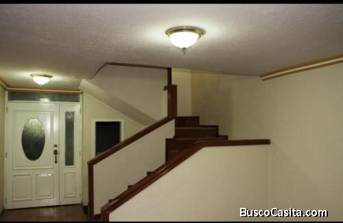 ARRIENDO CASA CONJUNTO SECTOR SAN ISIDRO