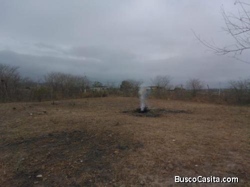 Terreno en urbanización Los Artesanos, Montecristi