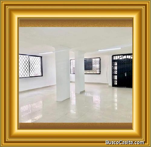 LOCAL IDEAL 123m2  AV. MARIANA DE JESUS 