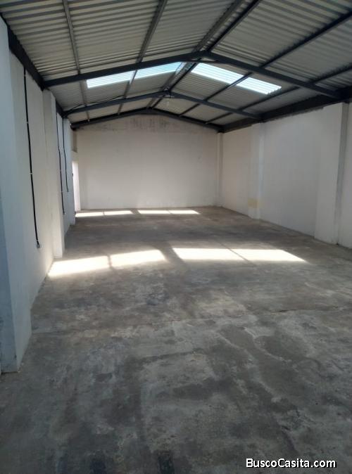 Arriendo Bodega-galpón Con Oficina Y Estacionamientos