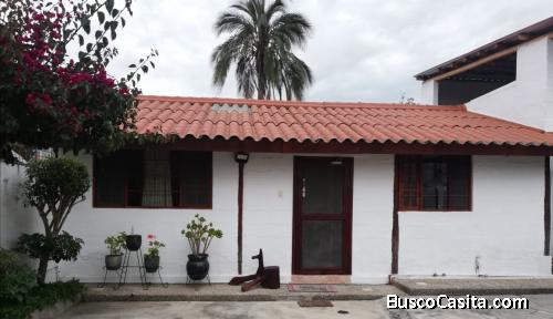 Mini suit independiente con baño privado en Cumbayá