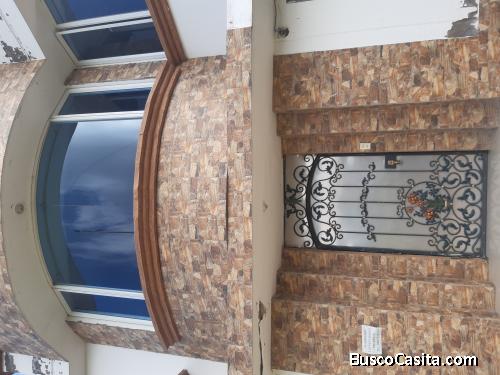 Alquilo casa grande y segura  15 minutos de sangolquí 