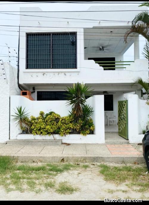 SE VENDE CASA EN SALINAS EN SECTOR LAS DUNAS