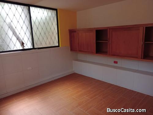 Arriendo departamento pequeño en el Sector de Conocoto