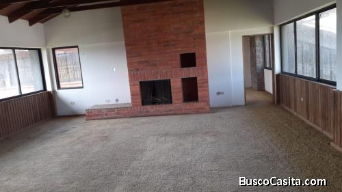 OPORTUNIDAD CASA TERRENO SECTOR ESFORSE INDOAMÉRICA ÁREA INDUSTRIAL GRAN CONECTIVIDAD VIAL AMBATO