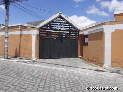 CASA DE VENTA EN CALDERÓN