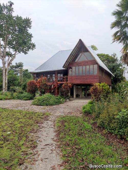 Vendo 4 Hectáreas de Terreno con una hermosa Cabaña Turística