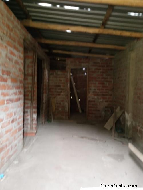 HERMOSA CASA INCLUIDO UN TERRENO EN LA PARROQUIA TIXAN DEL CANTÓN ALAUSI DE LA PROVINCIA DE CHIMBORA