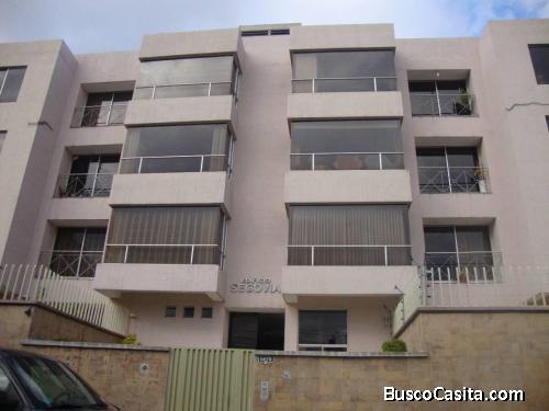 DEPARTAMENTO DE PRIMERA UBICADO EN QUITO TENNIS