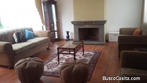 Arriendo Hermosa Casa Norte Quito (Sector MEGAMAXI) Amoblada
