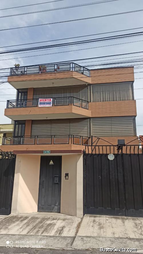 Venta, amplio departamento, con terraza 