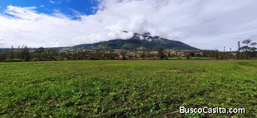 Venta de terreno de 18 mil m2 en el barrio Sto.Domingo de San Antonio de Ibarra
