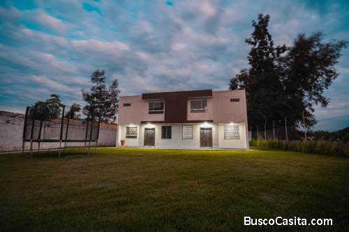 arriendo hermosa casa