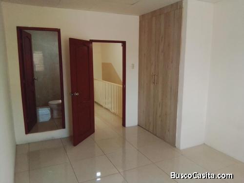 ALQUILO DEPARTAMENTO 2 DORMITORIOS, 3 BAÑOS y GARAJE EN SAMANES 2, COMPLETAMENTE INDEPENDIENTE