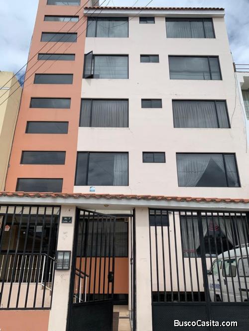 Arriendo departamento cercano a la ESPOCH