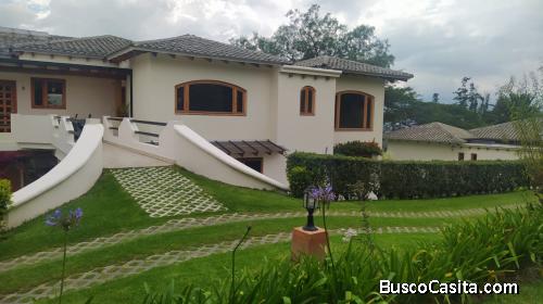 Hermoso departamento por estrenar con vista a jardines 