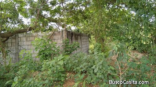 Venta De Terreno Esquinero En Tonsupa, ubicado cerca De La Avenida Club Del Pacífico