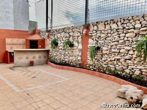 Urbanizacion Via Al Sol Alquilo Casa con 3 Dormitorios, Patio Social con bbq