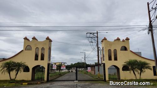 Vendo Terreno De 300 M2. En Urbanizacion Reino Unido $110 El Metro Cuadrado