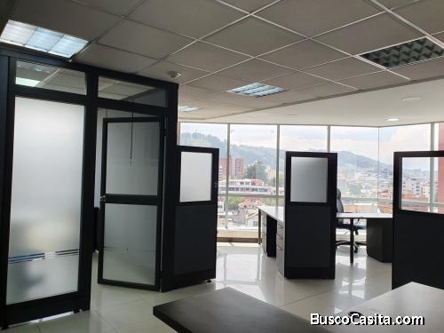Oficina amoblada con hermosa vista de 54 m2. Torre Boreal. 12 de Octubre y 6 de diciembre 