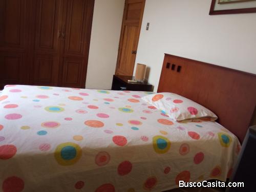 Bonitas, cómodas y seguras habitaciones amobladas.