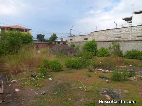 Se vende terreno en exclusiva zona al Norte de Machala