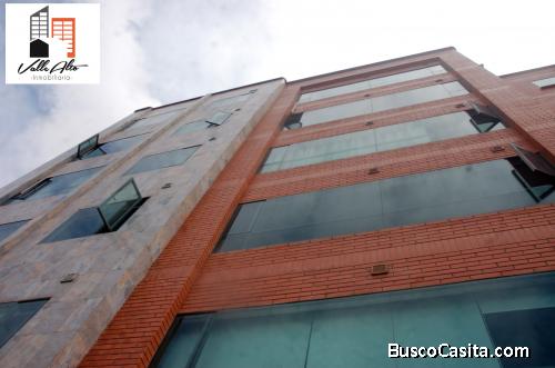 DEPARTAMENTO EXCLUSIVO EN EDIFICIO AL SUR DE CUENCA.